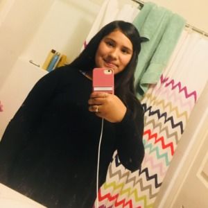 Meet your Posher, Itzel